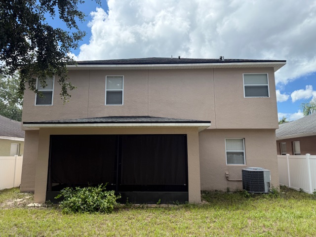 House Washing Service in Oviedo, Florida